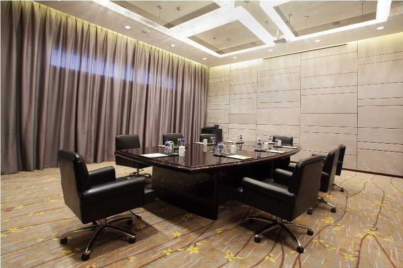 The Qube Hotel Shanghai -Close To Pudong International Airport And Disney Land Exterior foto