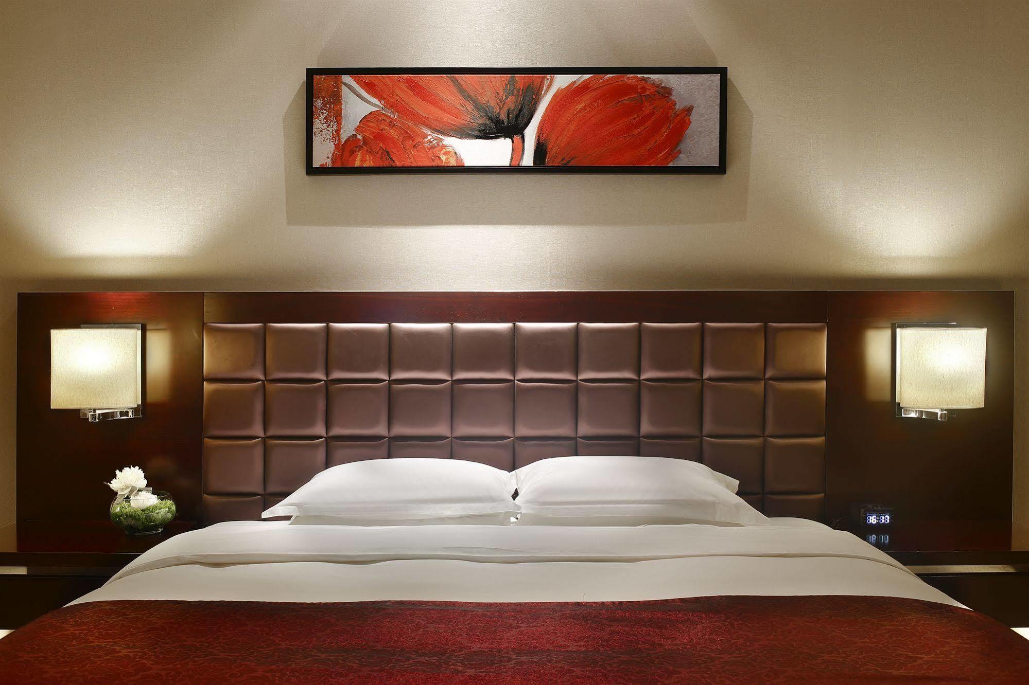 The Qube Hotel Shanghai -Close To Pudong International Airport And Disney Land Exterior foto