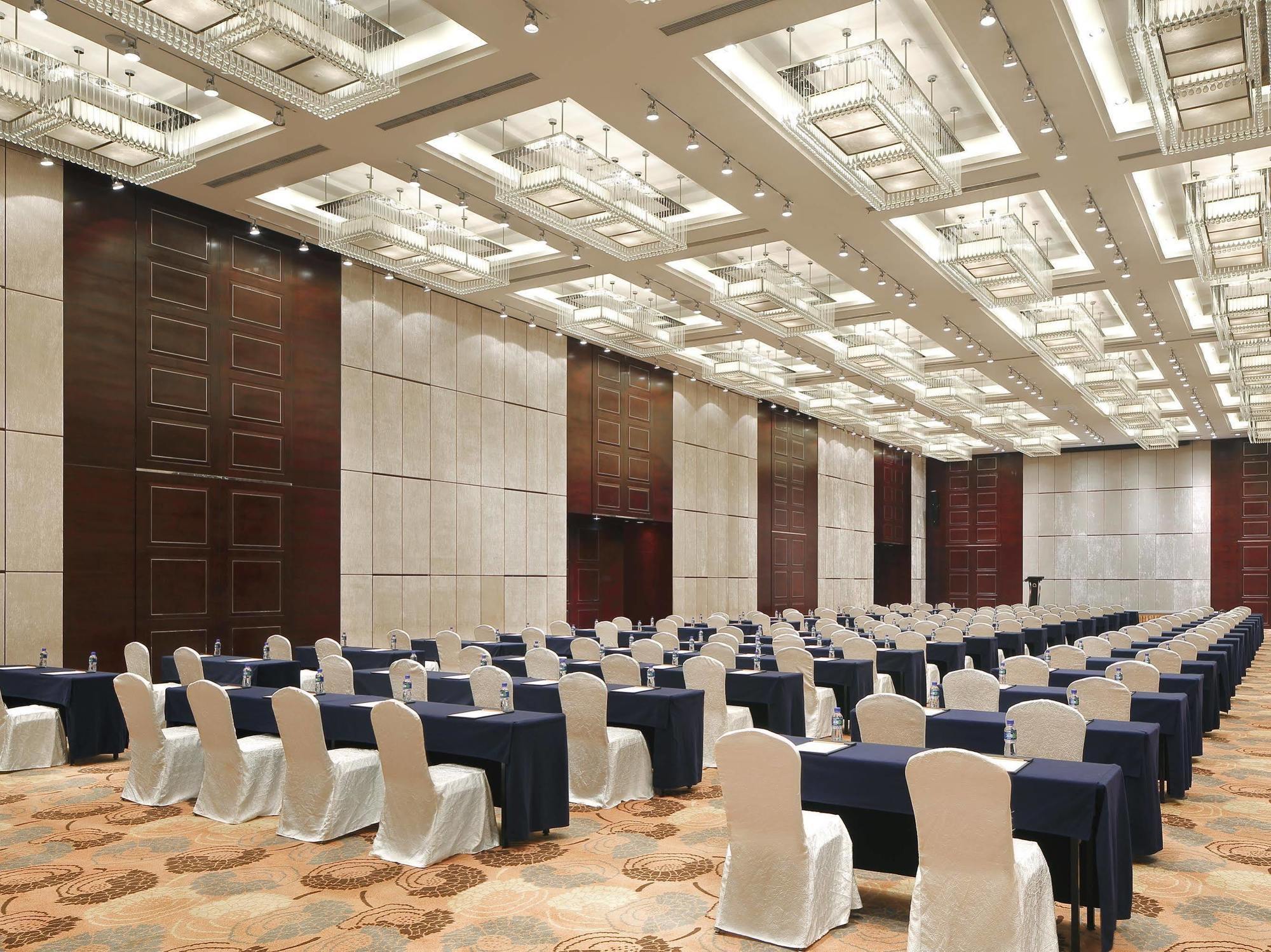 The Qube Hotel Shanghai -Close To Pudong International Airport And Disney Land Exterior foto