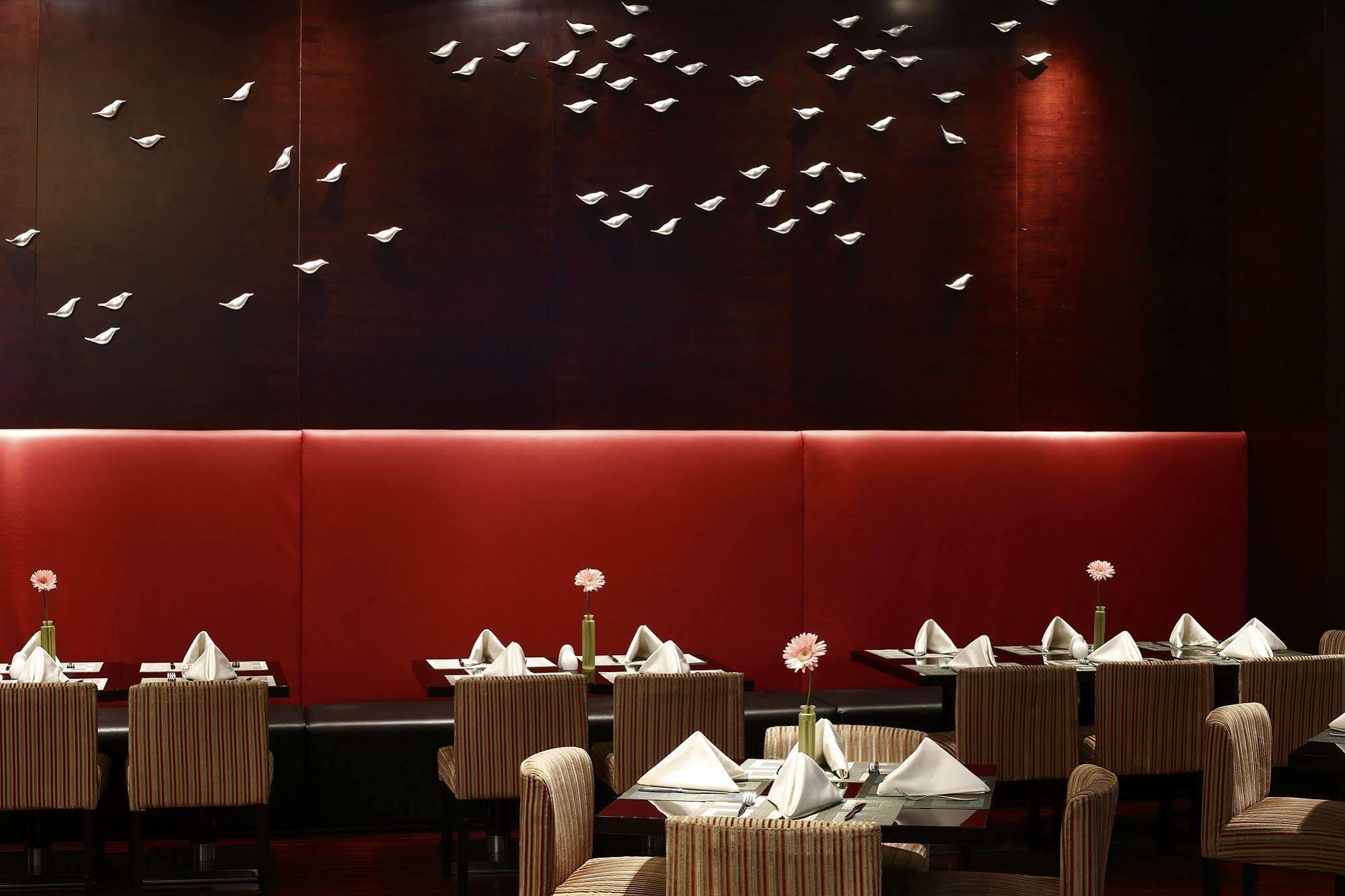 The Qube Hotel Shanghai -Close To Pudong International Airport And Disney Land Exterior foto